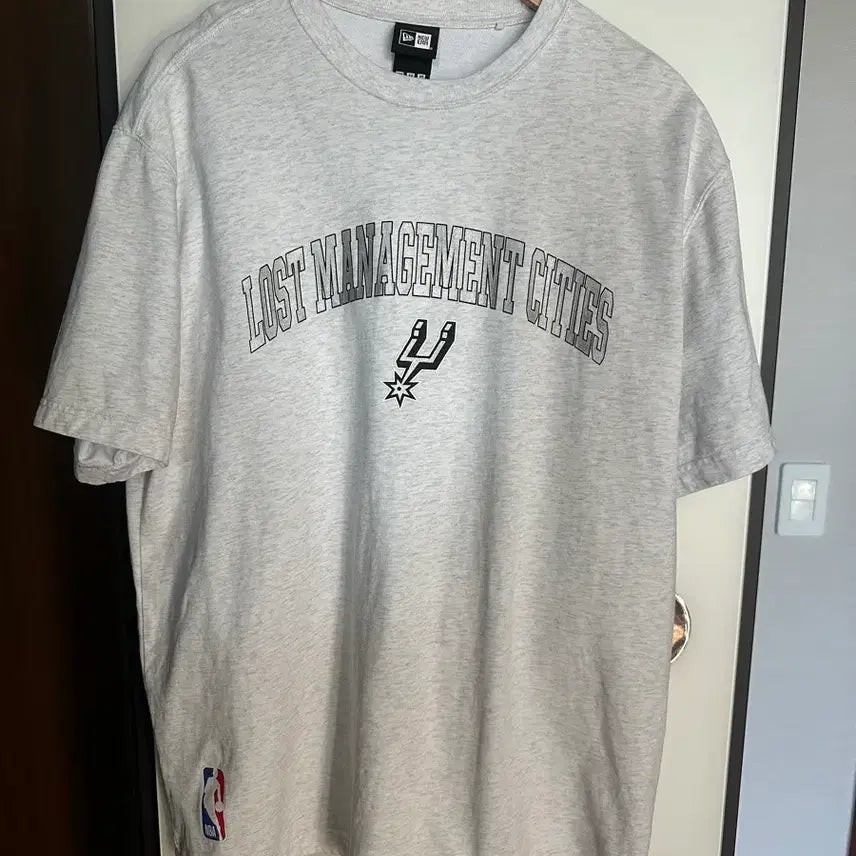 [BUNJANG] New Era T-Shirt (XL) / 뉴에라 티셔츠 (xl)