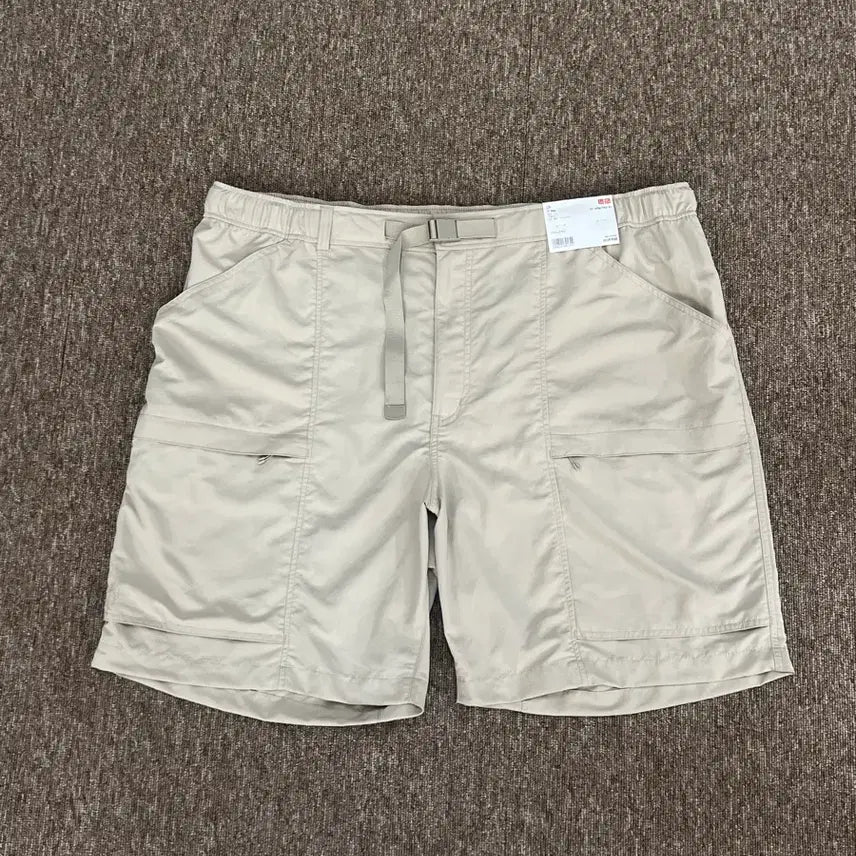 [BUNJANG] Uniqlo Gear Short Pants Beige 4XL / 새상품) 유니클로 기어쇼트팬츠 베이지 4XL