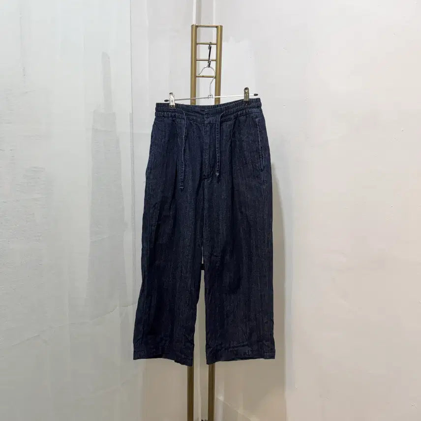 [BUNJANG] Thomas More High-Waisted Wide Leg Summer Jeans / 토마스모어 허리밴딩 여름진청바지 와이드팬츠 4877
