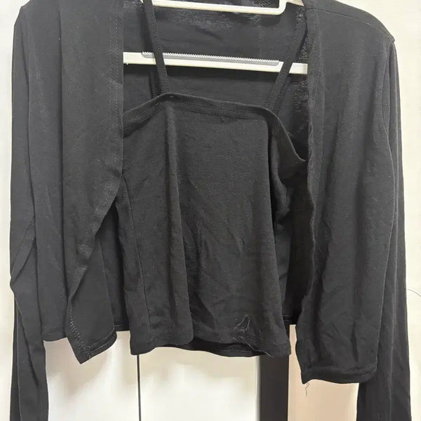 [BUNJANG] Avely Sleeveless Cardigan Set / 에이블리 나시 가디건 세트