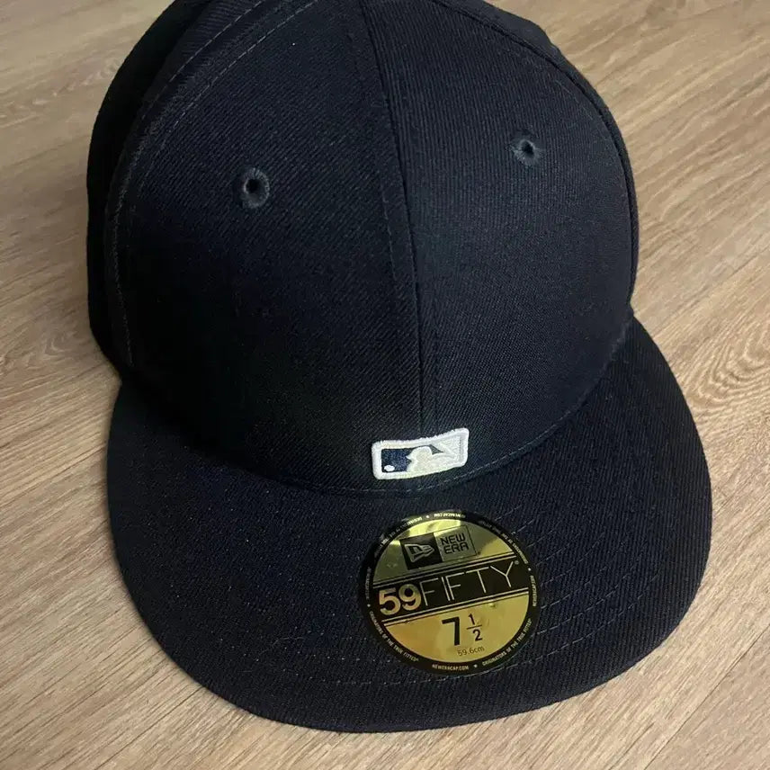 [BUNJANG] New Era Reversible New York Yankees NY Snapback Hat / 뉴에라 리버스 스냅백 뉴욕 양키즈 NY 블랙