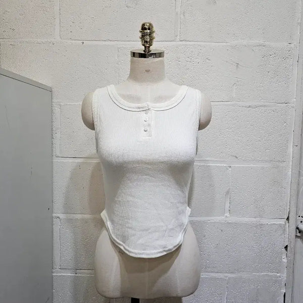 [BUNJANG] U-Hem Cropped Ribbed Button Sleeveless Top - Cream / 밑단u 크롭 골지 단추 민소매- 크림색