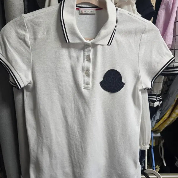 [BUNJANG] Moncler Logo Patch Polo T-Shirt White / 몽클레어 반팔티