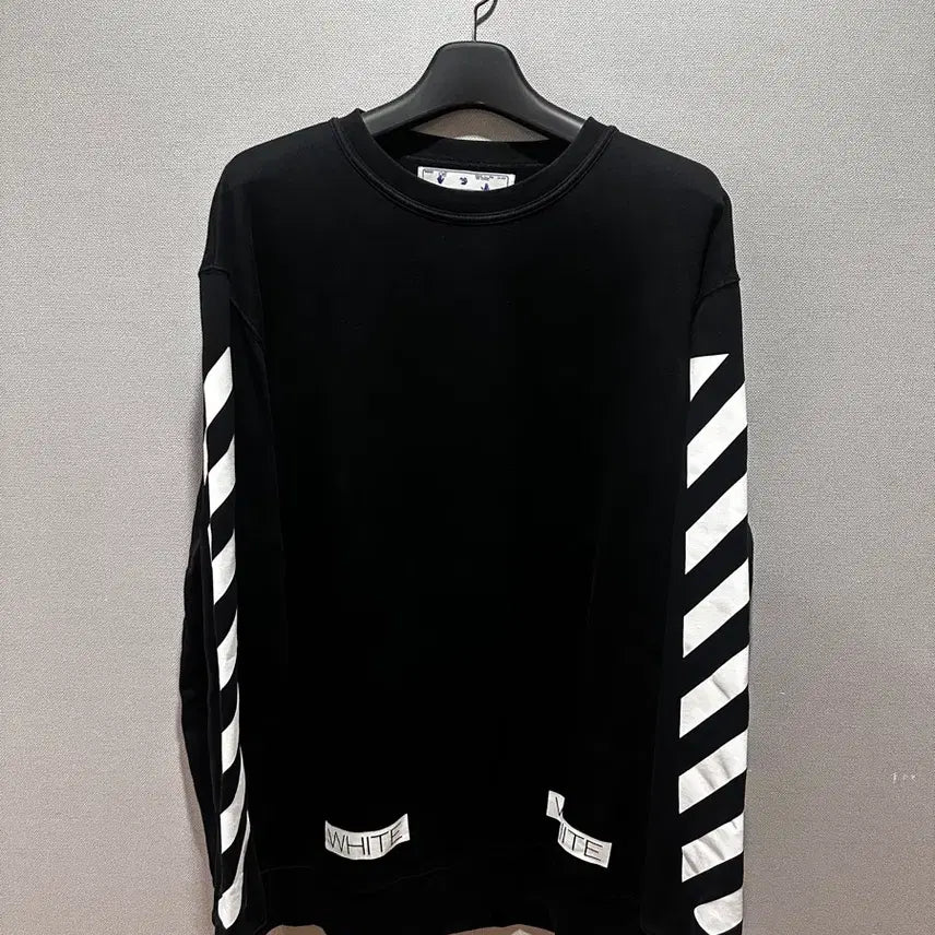 [BUNJANG] Off-White Crewneck Sweatshirt / 오프화이트 크루넥 맨투맨