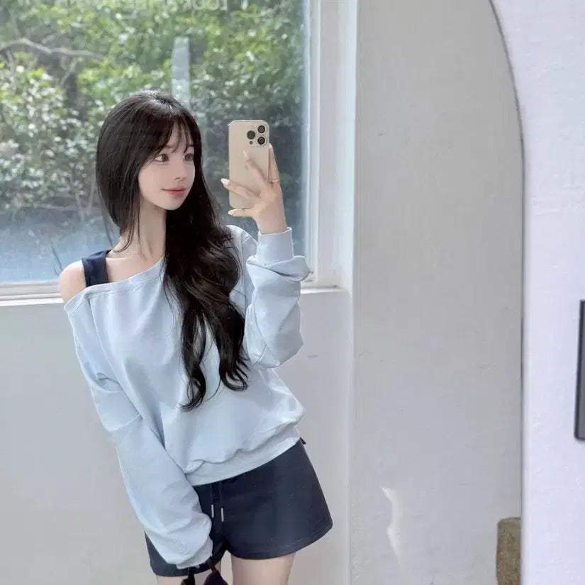 [BUNJANG] Mayyoon 365 Off-Shoulder Sweatshirt & Shorts Set / [새상품] 메이윤 365 오프숄더 맨투맨 숏팬츠