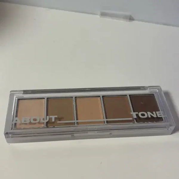 [BUNJANG] AboutTone Return To Basic Shadow Palette 01 Classic / 어바웃톤 리턴 투 베이직 섀도우 팔레트 01클래식 팔아요