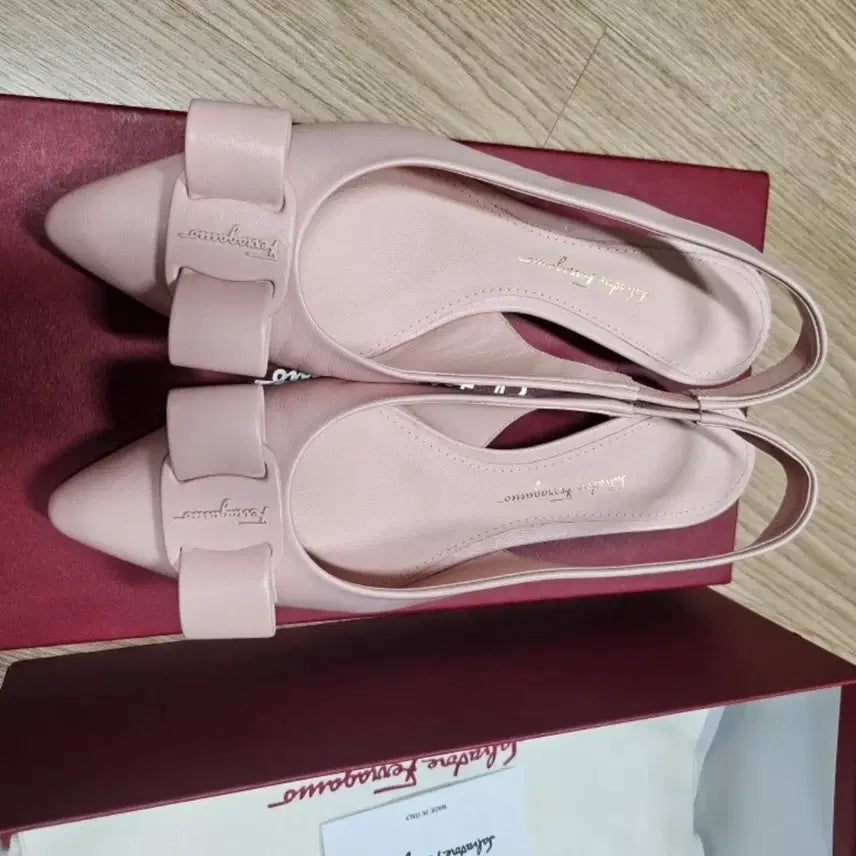 [BUNJANG] Salvatore Ferragamo Viva Slingback Pink Size 6 1/2 / 페레가모 비바 슬링백