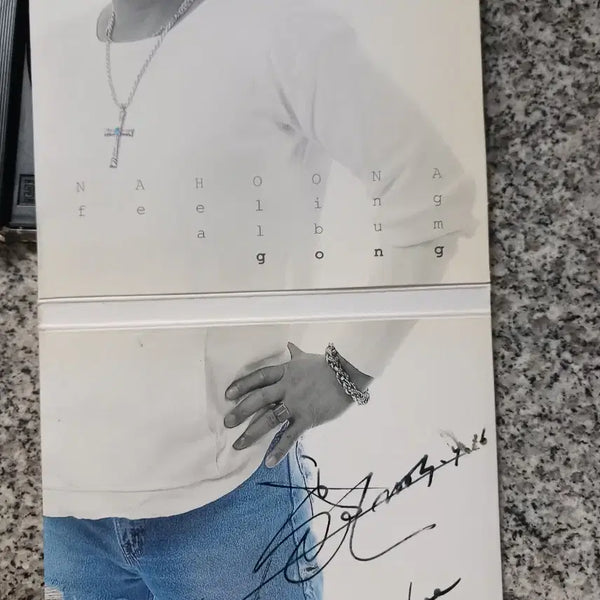 [BUNJANG] Na Hoon-a New Album Signed Edition / 나훈아 새앨범 친필 사인 앨범