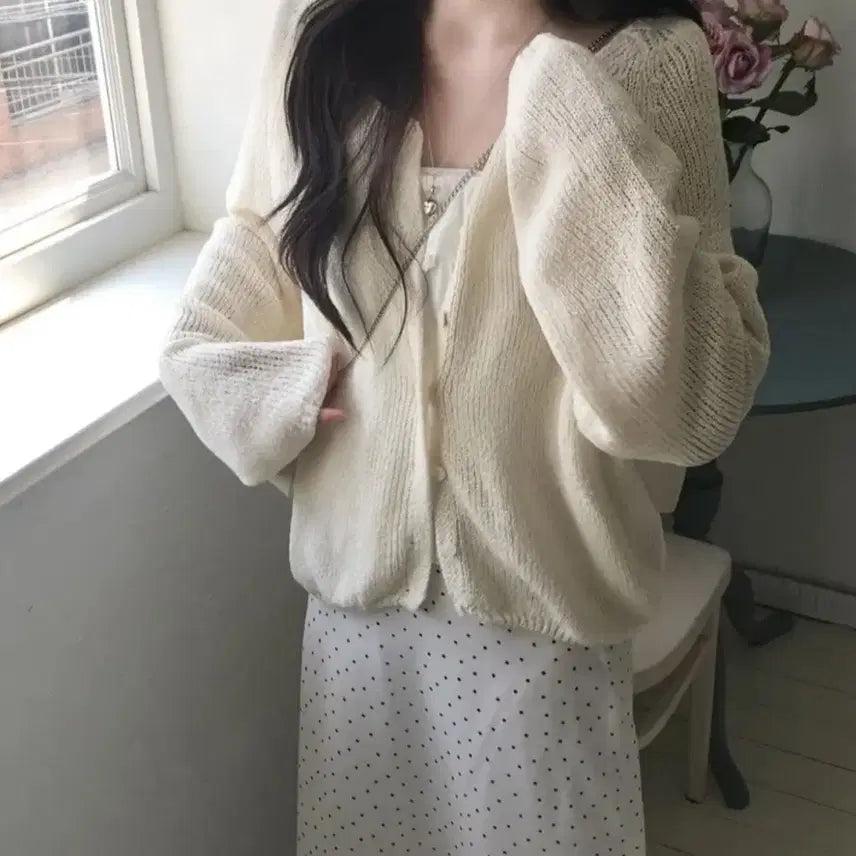 [BUNJANG] Amoroso Breezy Loose Summer Button Long Sleeve Cardigan / 에이블리 아모로소 여리핏 브리즈 루즈 썸머 버튼 긴팔 가디건
