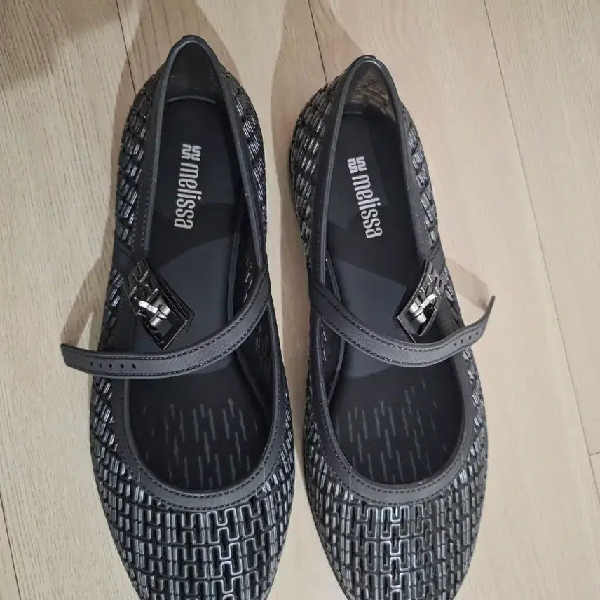 [BUNJANG] Melissa Mary Jane Jelly Flats Black / 멜리사 메리제인 블랙 젤리슈즈 w6