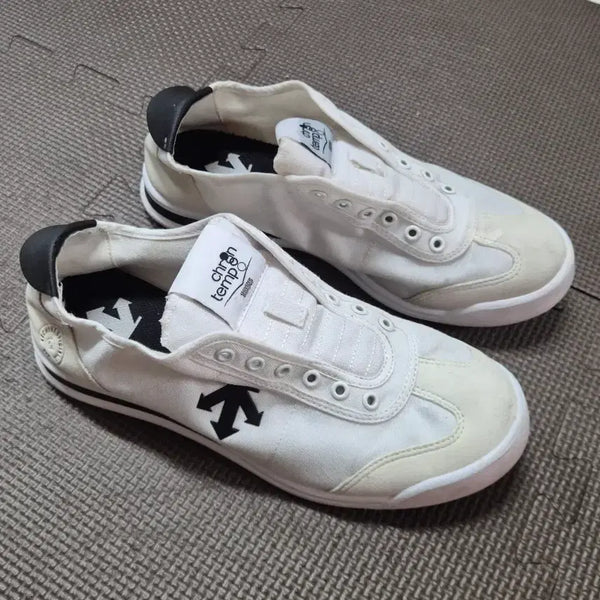 [BUNJANG] Descente Crop Tempo Slip-on Shoes (Size 240) / 데상트 크롭템포 슬립온 240