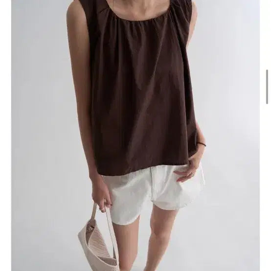 [BUNJANG] 8 Seconds Cotton Sleeveless Shirring Blouse Brown S / 에잇세컨즈 코튼 민소매 셔링 블라우스 브라운 s