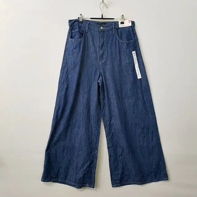 [BUNJANG] Uniqlo Wide Denim Pants / [새상품] 유니클로 와이드 데님 팬츠