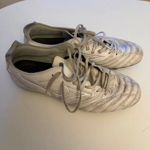 [BUNJANG] Mizuno Soccer Cleats 270mm White / 미즈노 축구화 270mm 화이트
