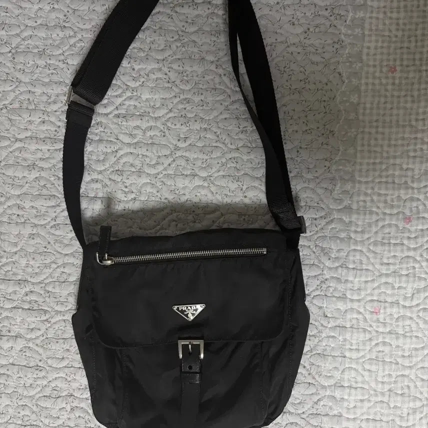 [BUNJANG] Prada Pocono Nylon Messenger Bag / 프라다) 포코노 나일론 메신저백