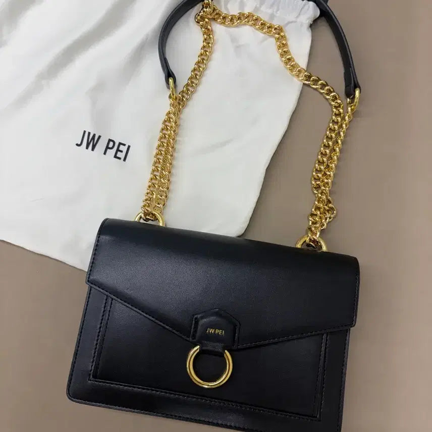 [BUNJANG] JW PEI Chain Shoulder Bag / JW PEI 체인 숄더백