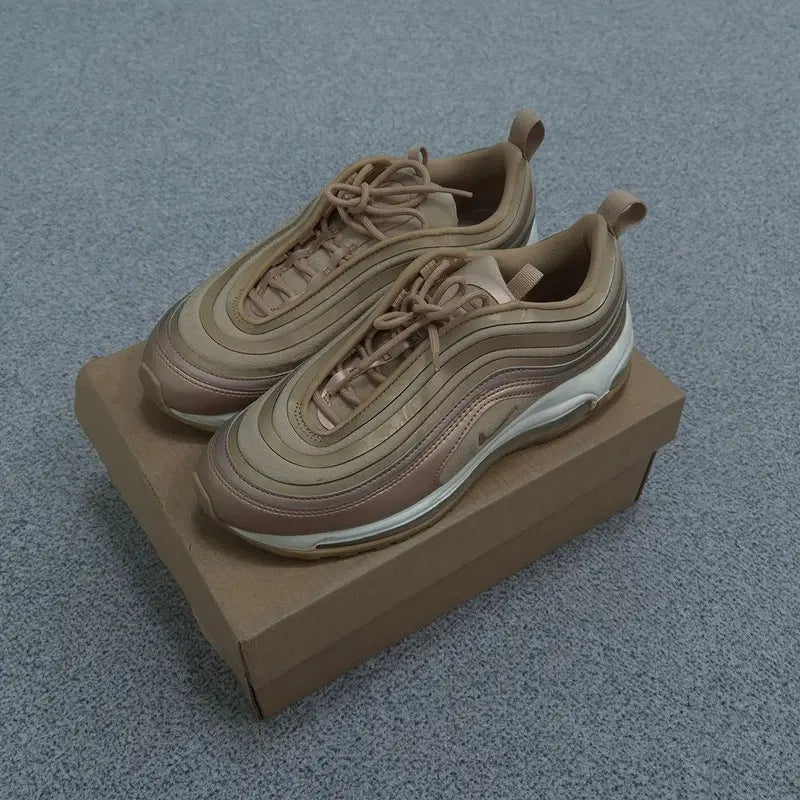 [BUNJANG] Nike Sneakers / 240 나이키 스니커즈/일반 운동화 | 0806C12