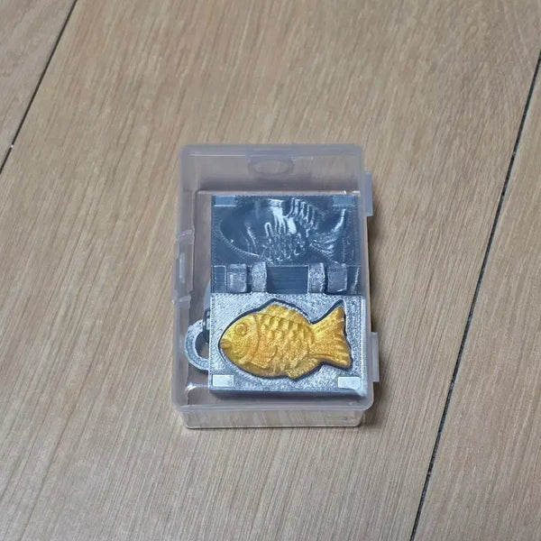 [BUNJANG] Fish-Shaped Bread Mold Clicker Keychain / 붕어빵 틀 클릭커 키링