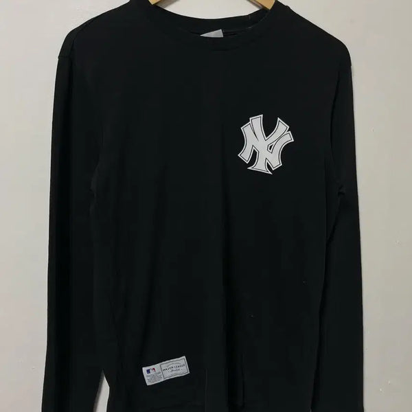 [BUNJANG] MLB New York Yankees Big Logo Long Sleeve T-Shirt / 95 MLB NY양키즈 빅로고 롱 슬리브 긴팔티 정품