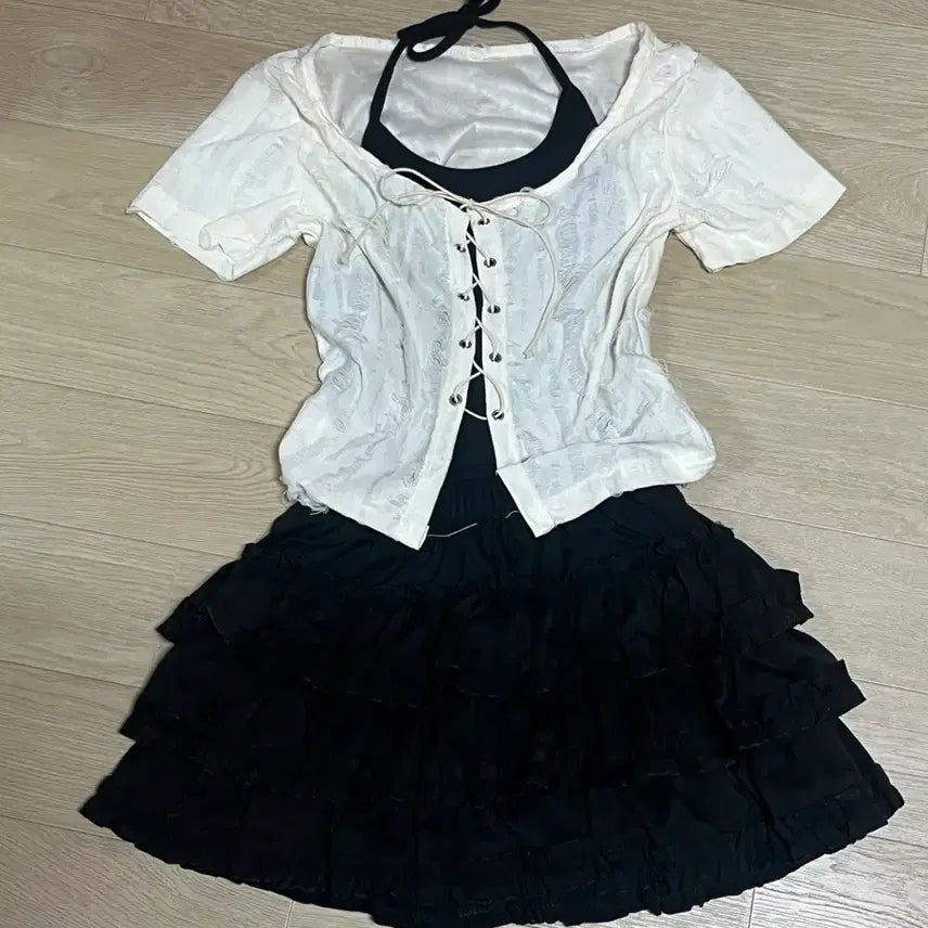 [BUNJANG] Summer Half Sleeve Top, Halter Neck Tank Top, and Tiered Skirt Set / 핏 개이쁜 여름 반팔+홀터넥 나시+캉캉스커트