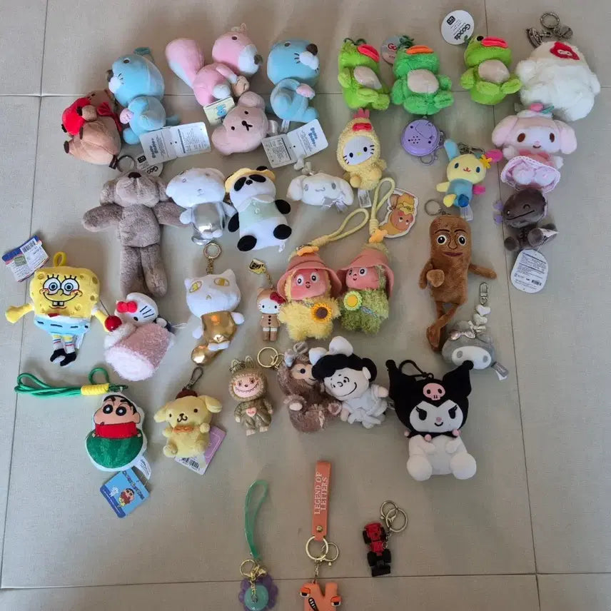 [BUNJANG] Assorted Character Plush Keychains / 다양한 인형키링 모음