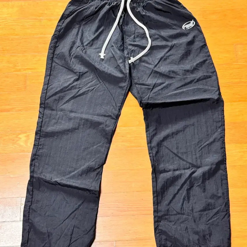 [BUNJANG] Peace of Mind Nylon Wide Track Pants / 나일론 와이드 트랙 팬츠