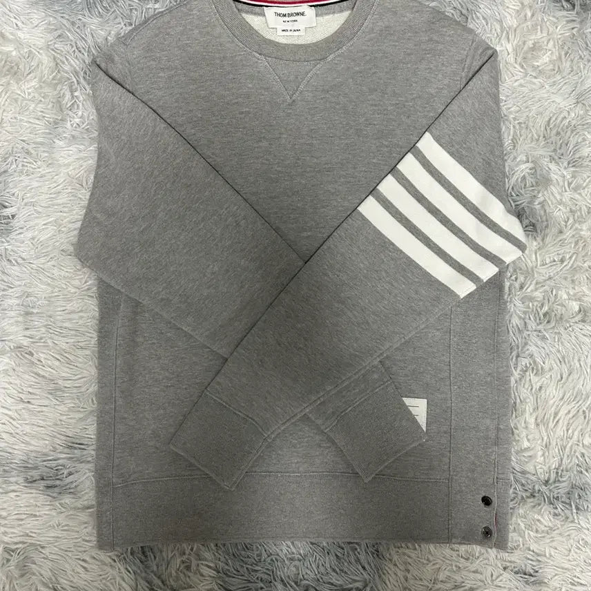 [BUNJANG] Thom Browne Diagonal Stripe Sweatshirt / 톰브라운 사선완장 맨투맨