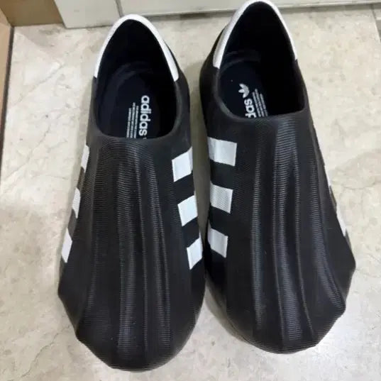 [BUNJANG] Adidas Adifom Superstar Black Sandals (235mm) / 아디다스 아디폼 슈퍼스타 블랙 235