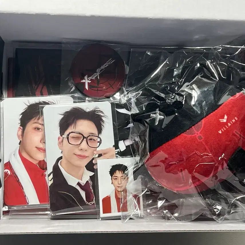 [BUNJANG] VILLIANS 3rd Kit Photocard Holder / 빌런즈키트 3기 VILLIANS엑디즈