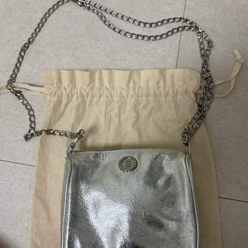 [BUNJANG] MinuteMute Brett Mini Silver Bag / 미닛뮤트 브렛미니 실버