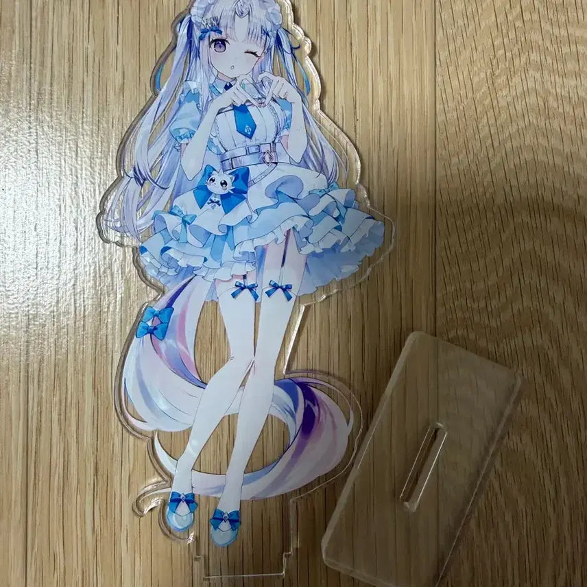 [BUNJANG] Ayatsuno Yuni Acrylic Stand / 아야츠노 유니 아크릴 판매합니다