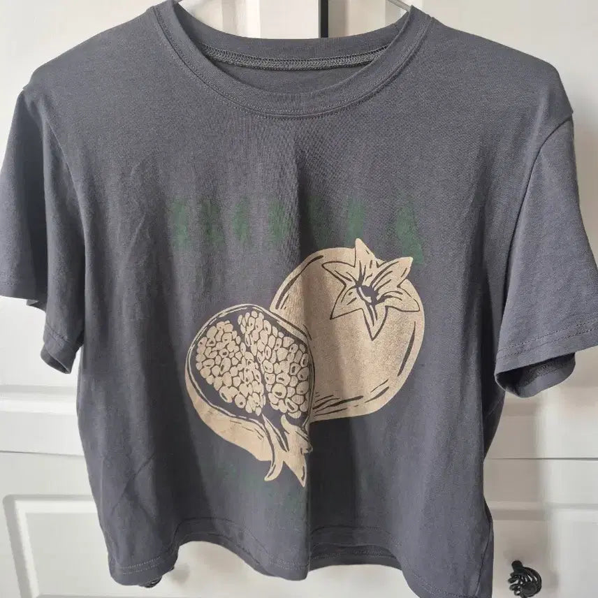 [BUNJANG] Tara by Motion Fruit Short-Sleeve T-Shirt / 타라바이모션 과일 반팔티