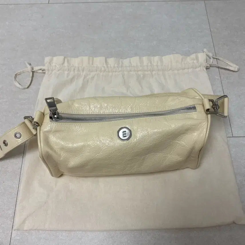 [BUNJANG] Minitmute Brett Bag Mu Ivory / 미닛뮤트브렛백 뮤아이보리