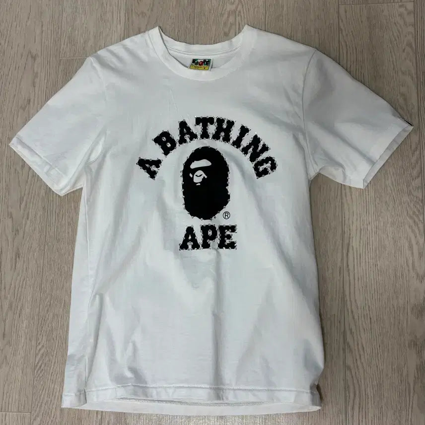 [BUNJANG] BAPE Crystal Stone College T-Shirt White / (W) 베이프 크리스탈 스톤 컬리지 티셔츠 화이트