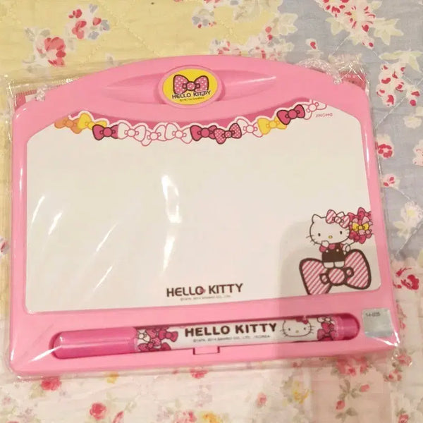 [BUNJANG] Hello Kitty Classic Whiteboard Marker Pen Set with Memo Board / 8/13 (희귀 새상품)2014년 고전 키티 화이트 보드 마카펜 세트/메모판 핑크(소)/ 방꾸템