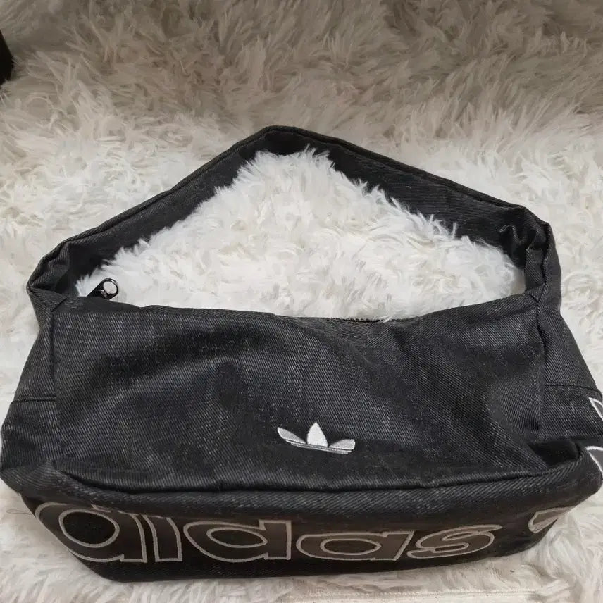 [BUNJANG] Adidas Denim Shoulder Bag / 아디다스 데님 숄더백