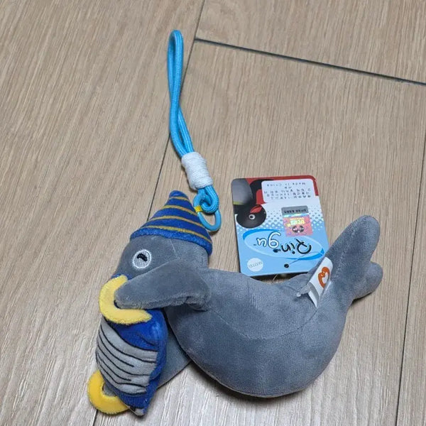 [BUNJANG] Pingu Seal Accordion Plush Keychain / 핑구 물개 아코디언 인형 키링