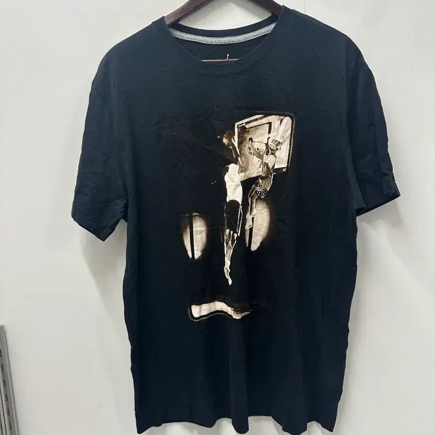 [BUNJANG] Nike Black Graphic T-Shirt Size 110 / [만원빈티지 최저가]나이키 블랙 반팔 그래픽 티셔츠 110