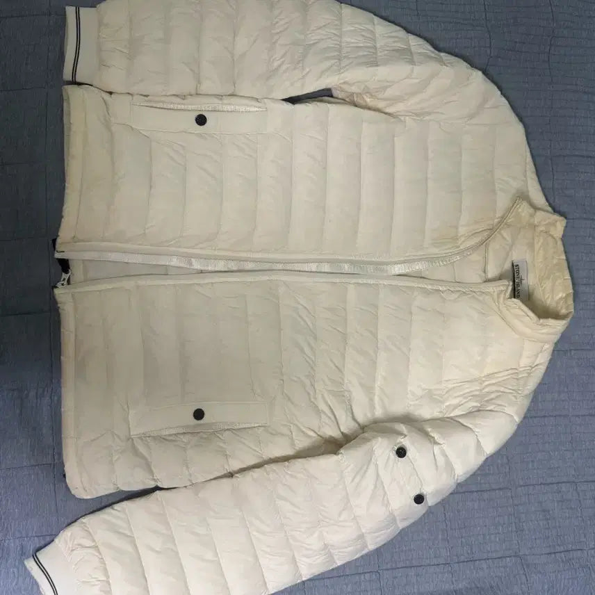 [BUNJANG] Stone Island Lightweight Padded Jacket / 스톤아일랜드 경량패딩
