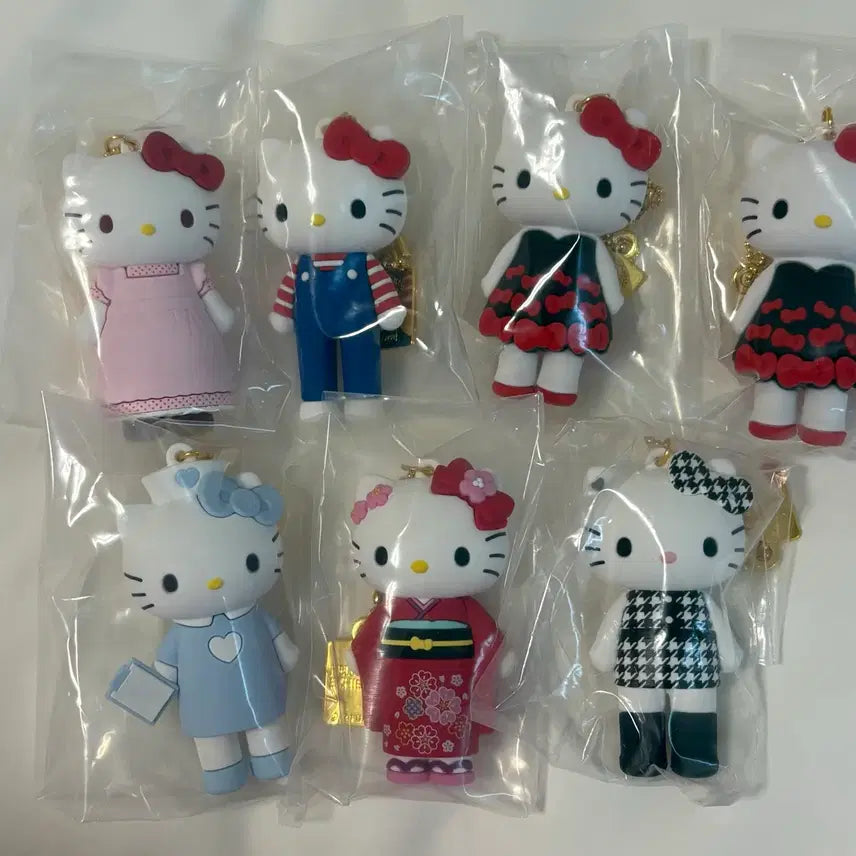 [BUNJANG] Hello Kitty 50th Anniversary Mascot Keyring / 헬로키티 50주년 마스코트 키링 키티 피규어
