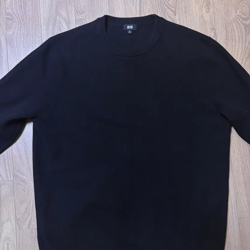 [BUNJANG] Uniqlo Black Round Neck Sweater XL / 유니클로 블랙 라운드넥 스웨터XL