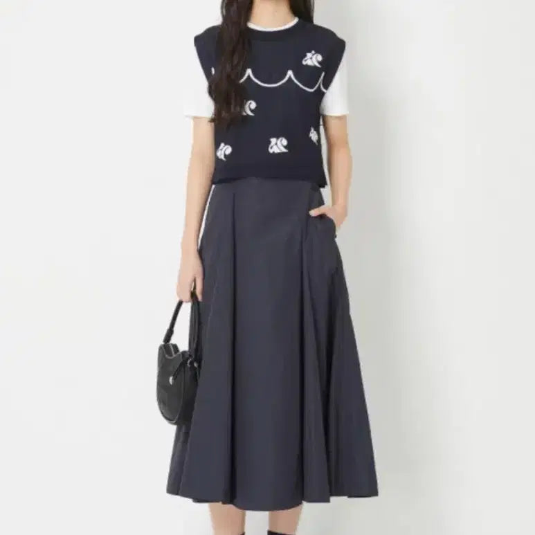 [BUNJANG] Lucky Chouette 25 New Flare Skirt / 25년 럭키슈에뜨 스커트 (새상품)