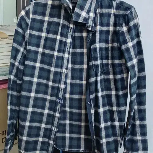 [BUNJANG] HUM Plaid Long-Sleeve Shirt / HUM 체크 남방 셔츠 남녀공용