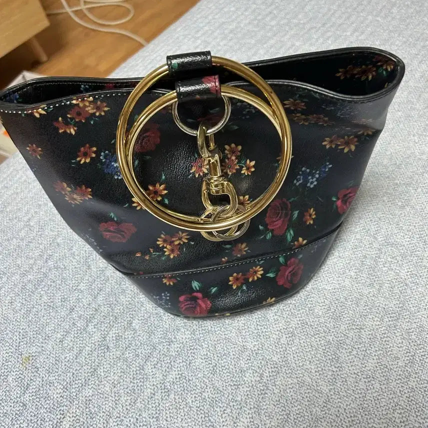 [BUNJANG] Baby Centaur Rose Pattern Tote Bag / 베이비센토르 가방
