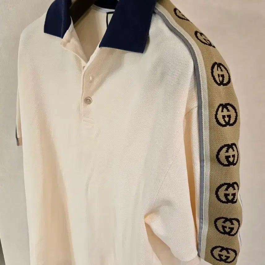 [BUNJANG] Gucci GG Side Logo Collar Short Sleeve T-Shirt / 정품 구찌 GG사이드로고 카라 반팔티