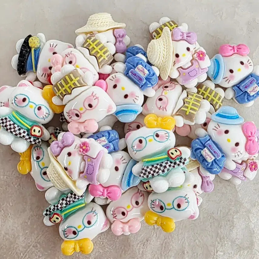[BUNJANG] Hello Kitty with Glasses Charms - 25 Piece Bundle Set / 파츠 안경낀키티 5종 25개 일괄