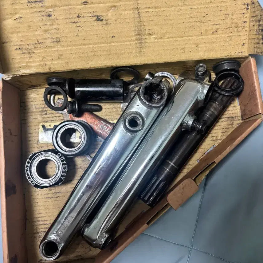 [BUNJANG] Sunday Bikes Shaker 165mm BMX Crankset Silver / 선데이 쉐이이커 165 실버 bmx크랭크