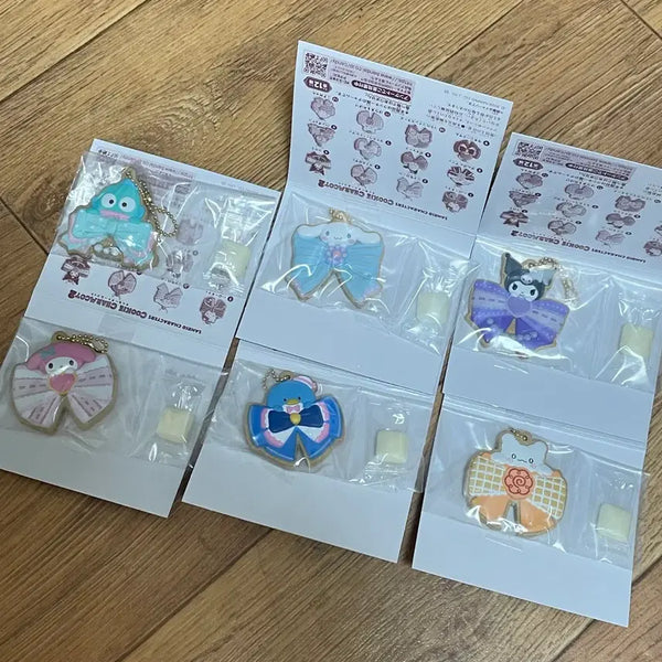 [BUNJANG] Sanrio Characters Cookie Charm Mascot Keychain (Random) / 일본정품 산리오 캐릭터 리본 마스코트 쿠키참 랜덤 키링 새상품(미사용)