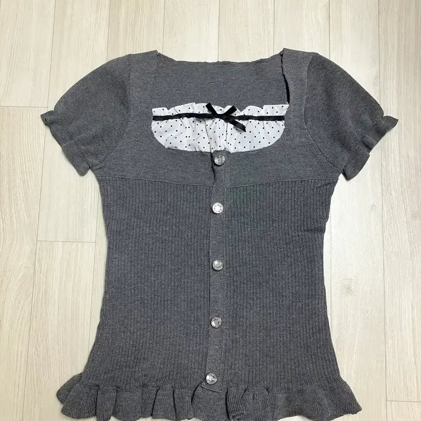 [BUNJANG] Dot Ribbon Frill Knit Short Sleeve / 도트 리본 프릴 니트 반팔