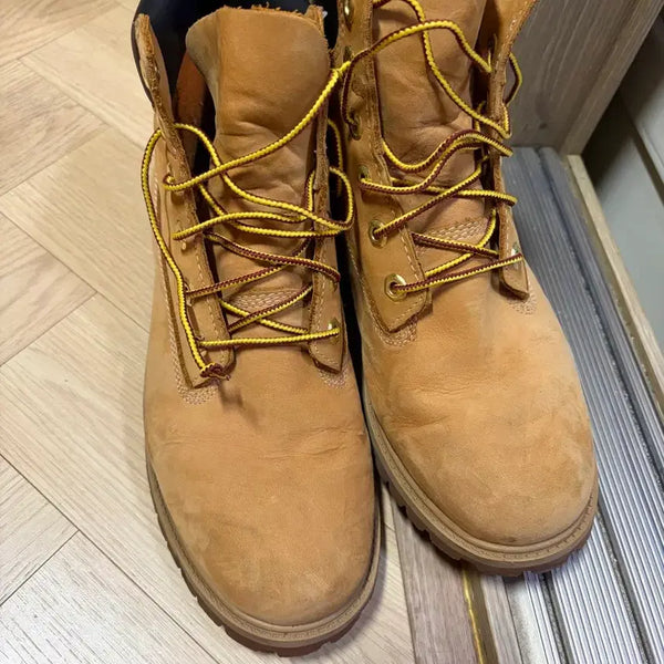 [BUNJANG] Timberland 6-Inch Boots Beige US 5.5 / 팀버랜드 워커 6인치 베이지 245